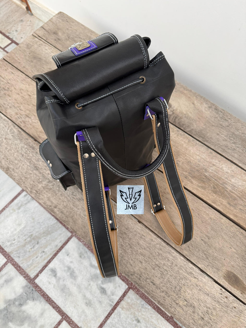 Schwarzer Unisex-Lederrucksack – 45,7 cm (18 Zoll) für Schule, Reisen und Alltag | JMB von JasolCraft