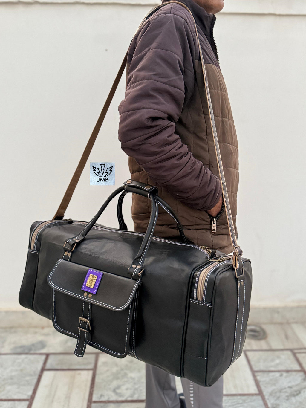 Unisex-Reisetasche und Sporttasche aus schwarzem Echtleder – Wochenendgepäck von Jasolcraft