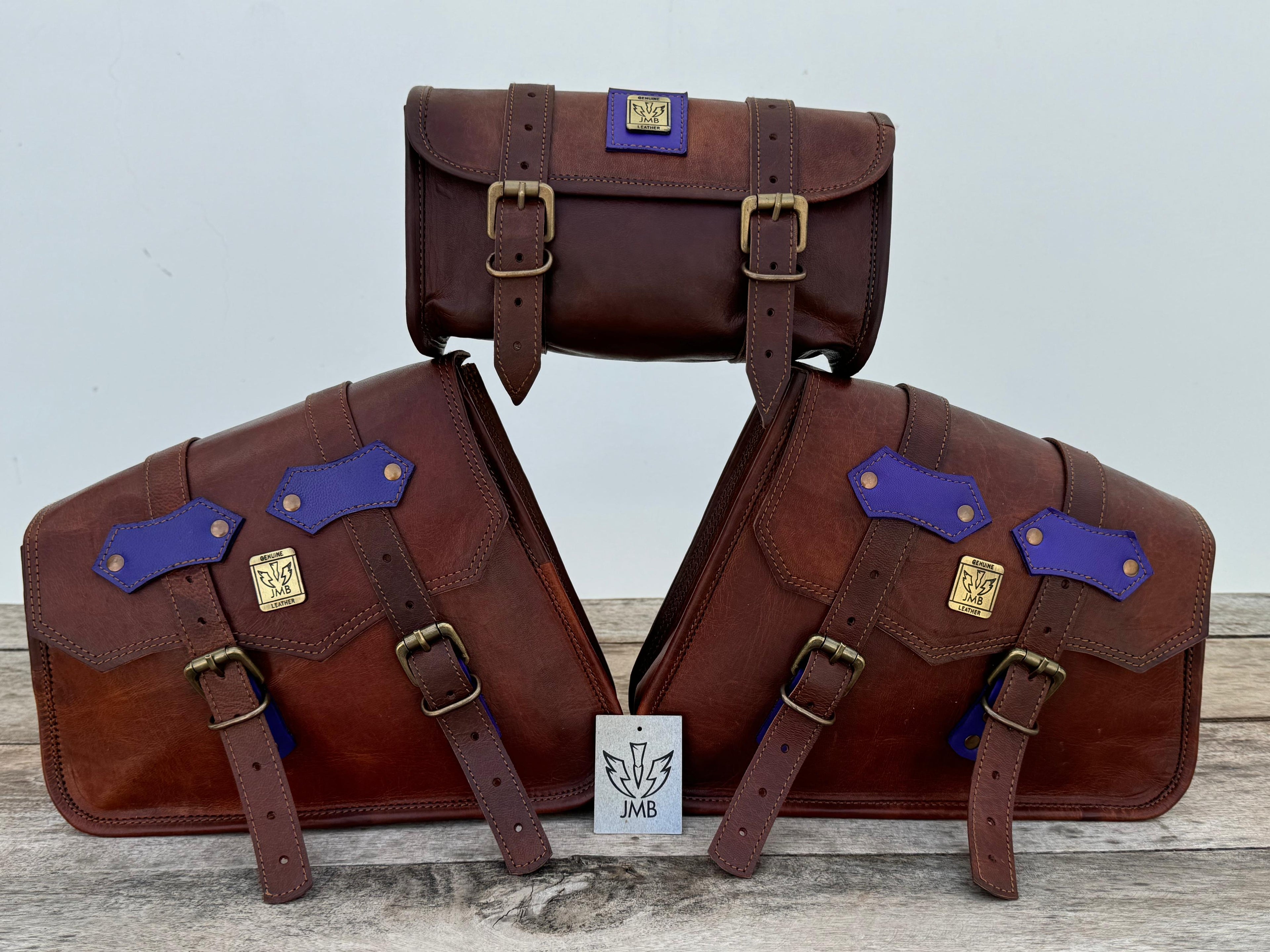 Set aus 3 handgefertigten Vintage-Motorradtaschen aus Leder mit Werkzeugtasche und Satteltaschen 