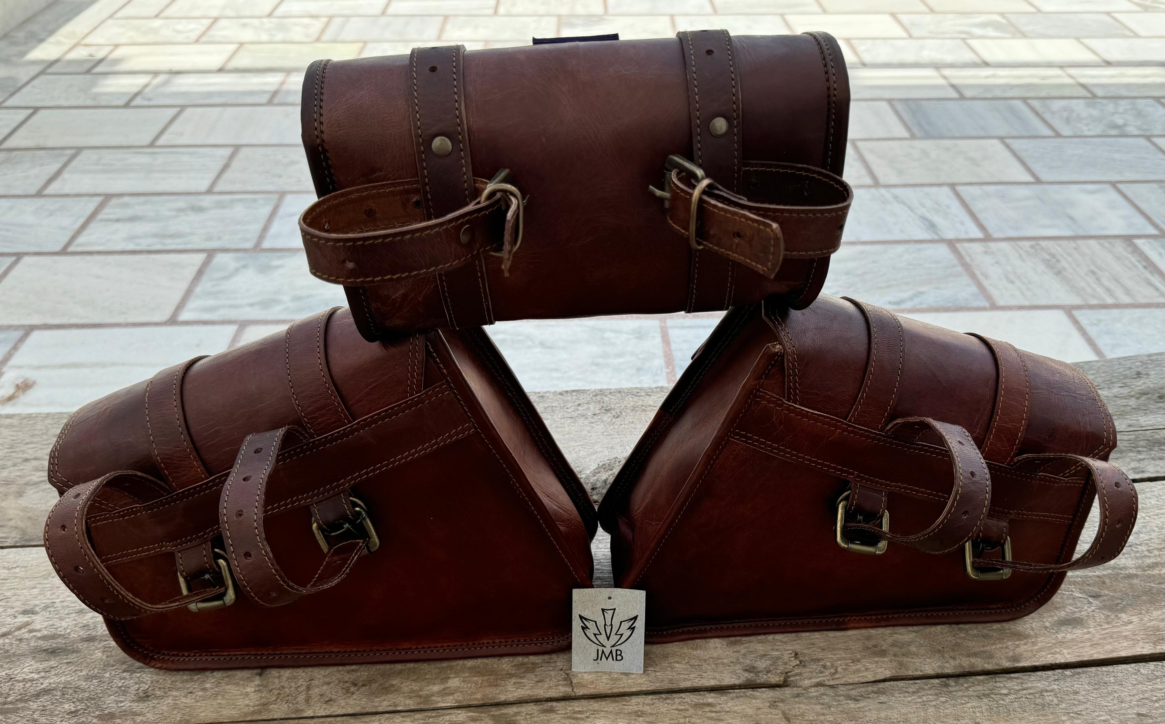 Set aus 3 handgefertigten Vintage-Motorradtaschen aus Leder mit Werkzeugtasche und Satteltaschen 